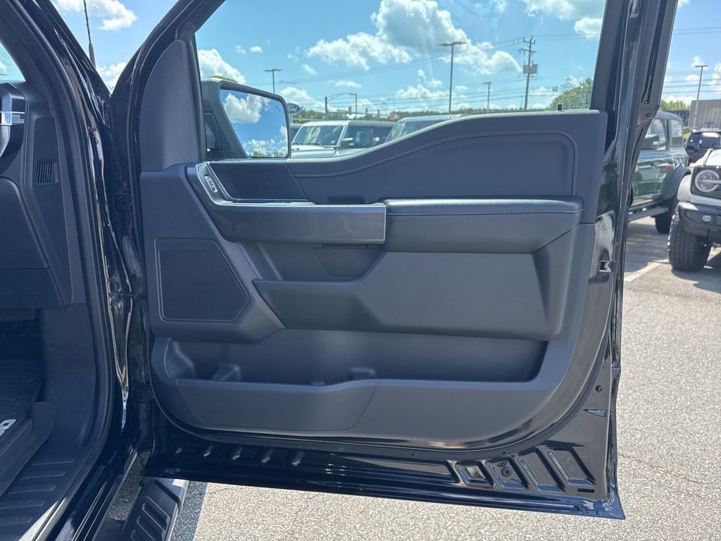 Certified 2022 Ford F150 XLT w/ Equipment Group 302A High image 23