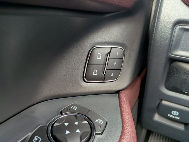 Certified 2024 Ford Expedition Limited AWD/4WD image 31