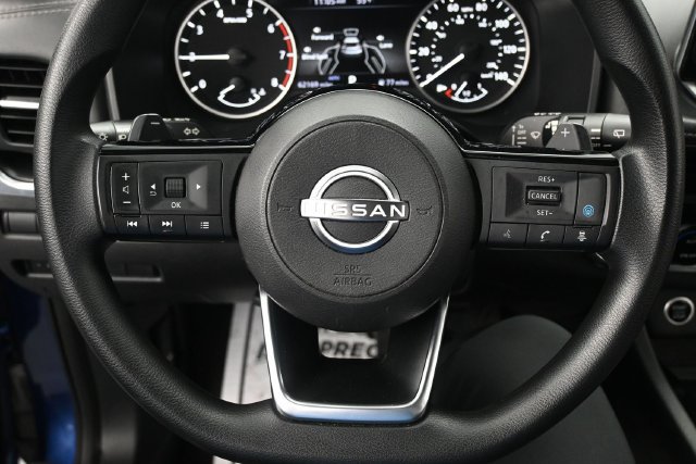 Used 2023 Nissan Rogue SV AWD/4WD image 10