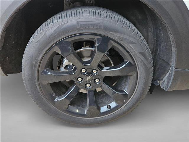 Certified 2023 Ford Explorer ST-Line w/ Class IV Trailer Tow Package AWD/4WD image 18