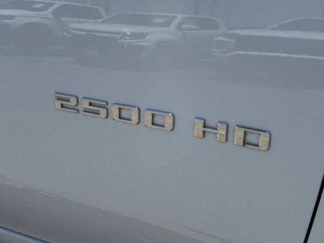 Used 2024 Chevrolet Silverado 2500 LTZ AWD/4WD image 24