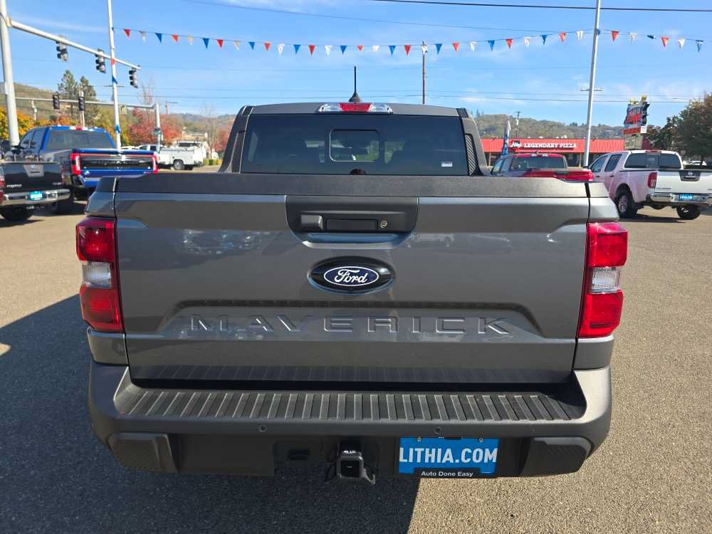Certified 2025 Ford Maverick Lariat AWD/4WD image 4