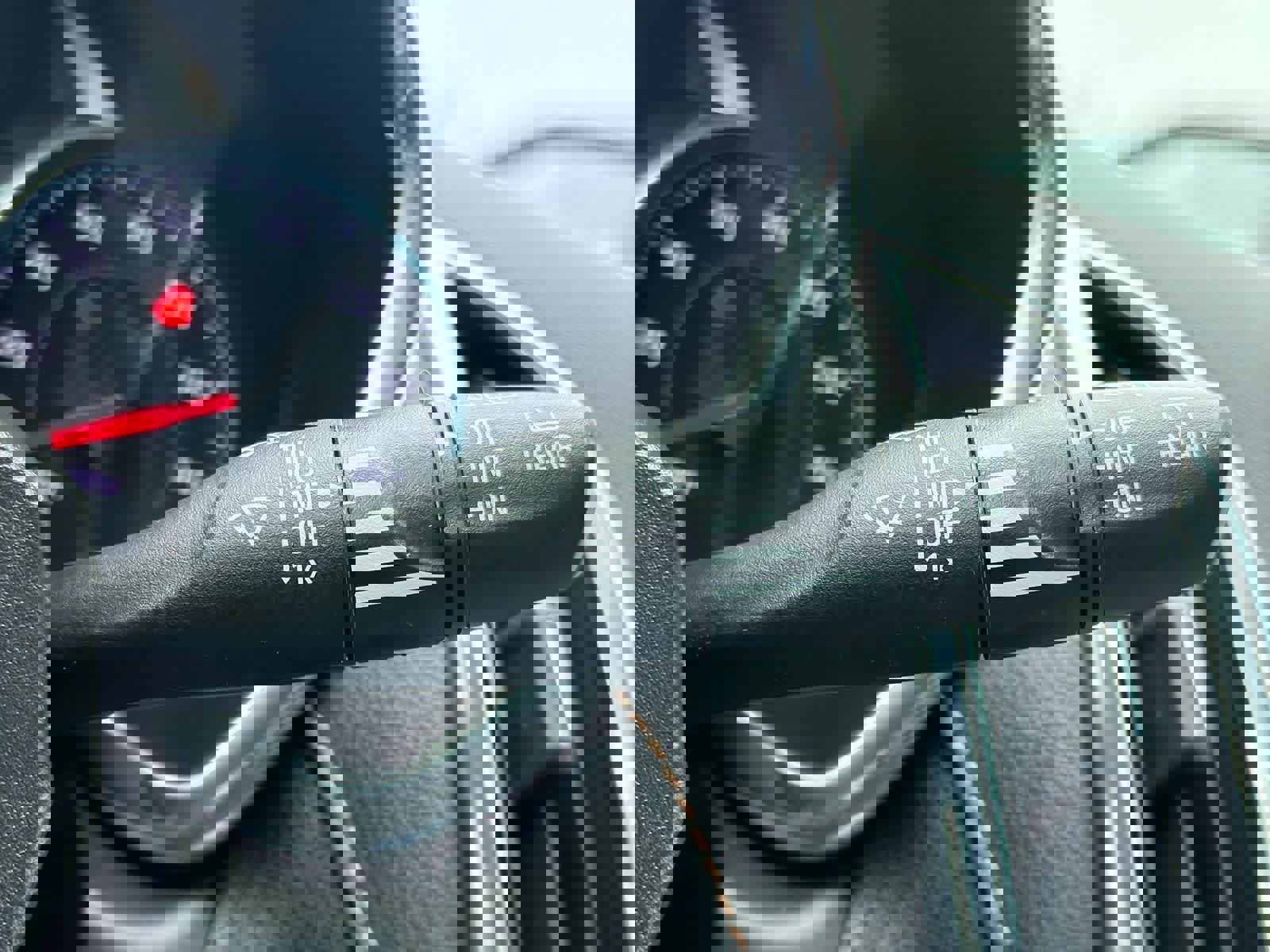 Used 2023 Chevrolet Equinox Premier w/ LPO, Floor Liner Package image 26