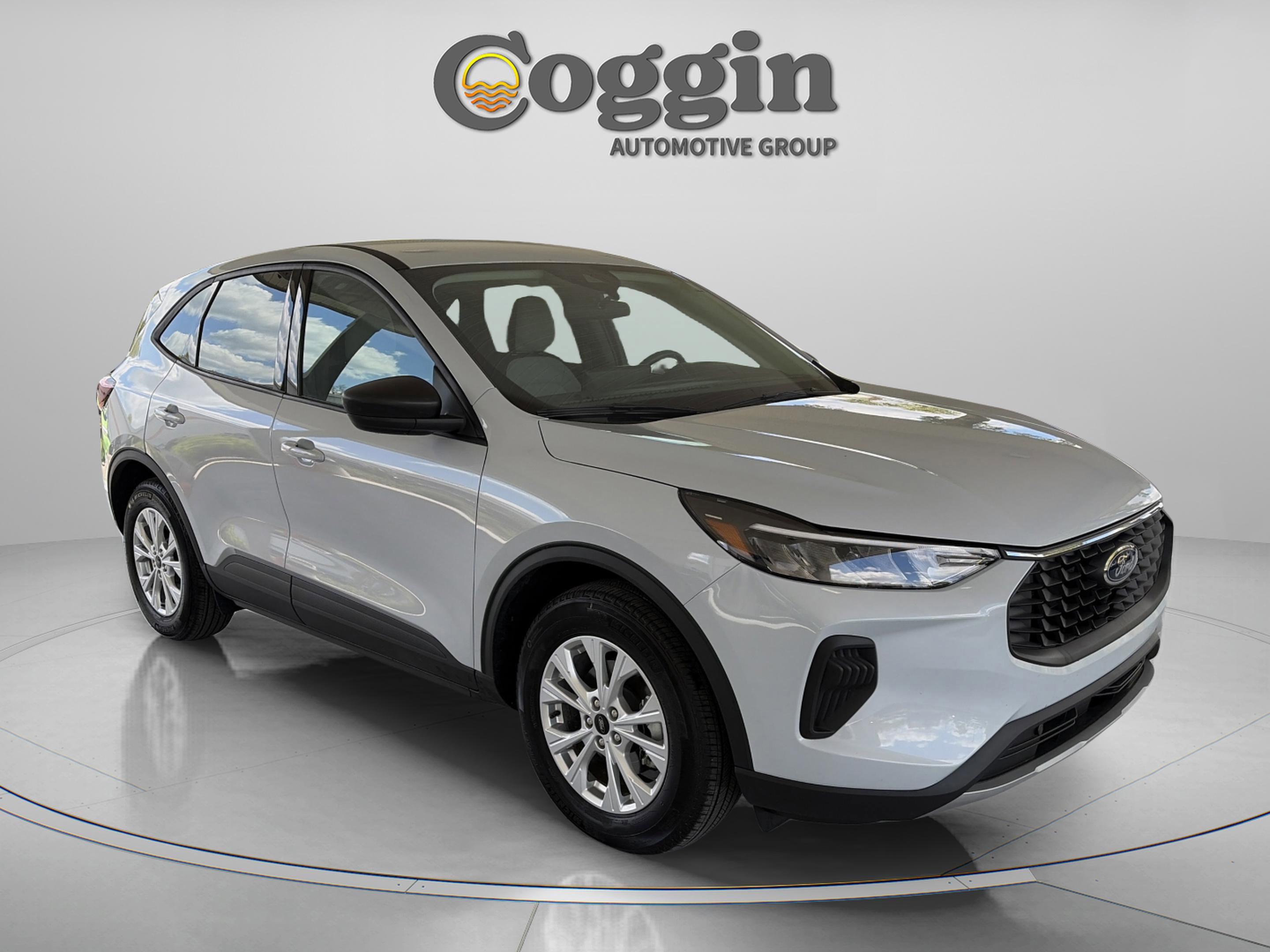 Certified 2025 Ford Escape Active w/ Tech Pack #1 image 7