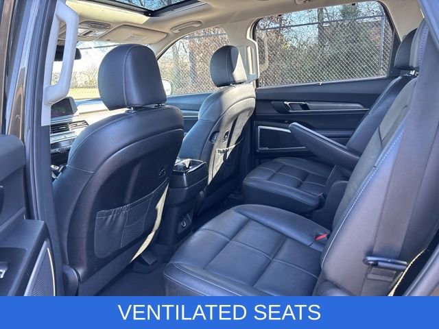 Used 2021 Kia Telluride EX w/ EX Premium Package image 15