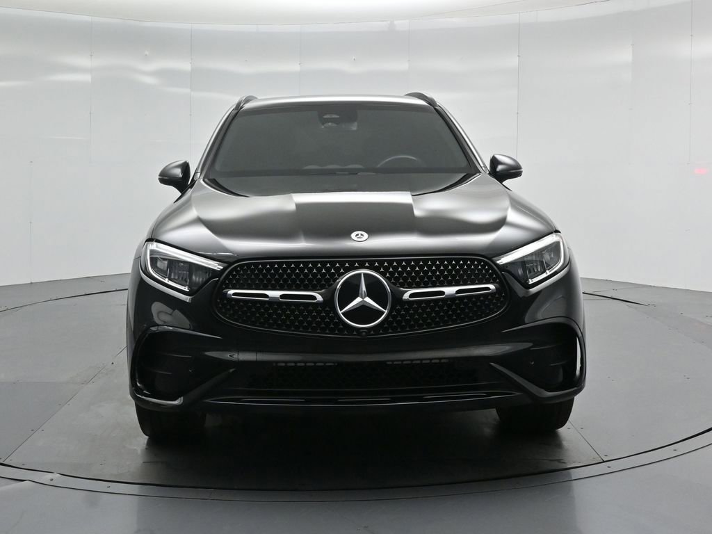 Used 2025 Mercedes-Benz GLC 300 image 26