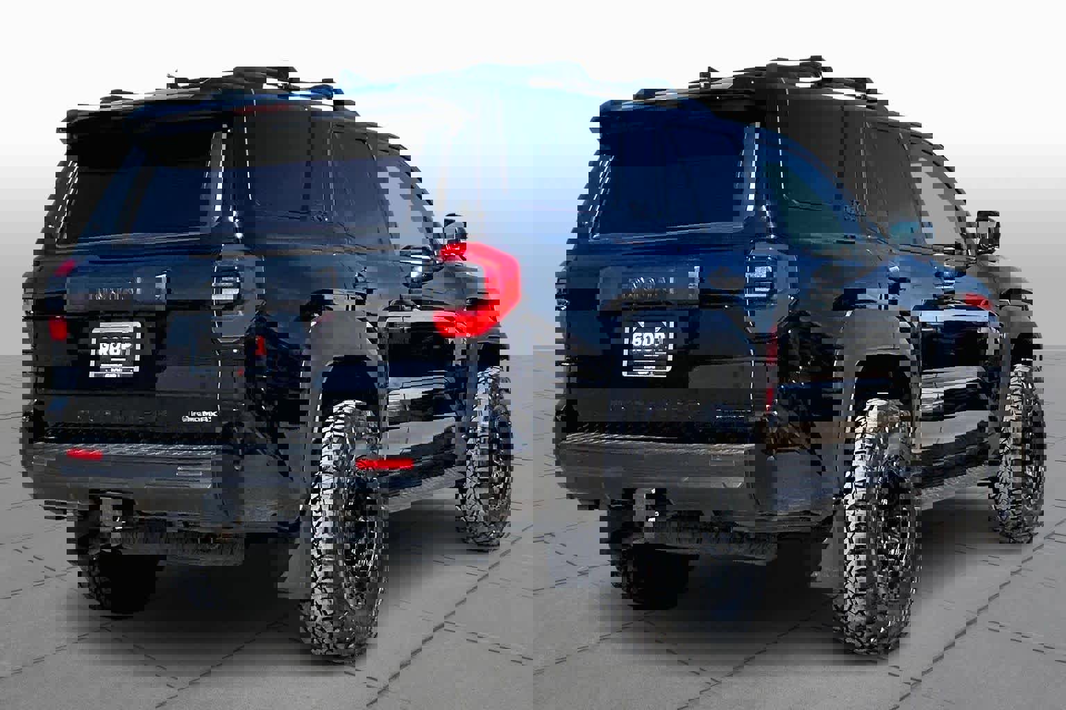 Used 2025 Toyota 4Runner TRD Off-Road Premium w/ Tow Technology Package image 4