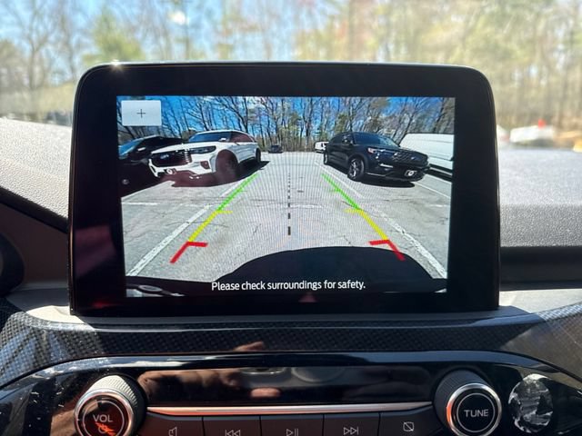 Certified 2025 Ford Escape ST-Line Select AWD/4WD image 27