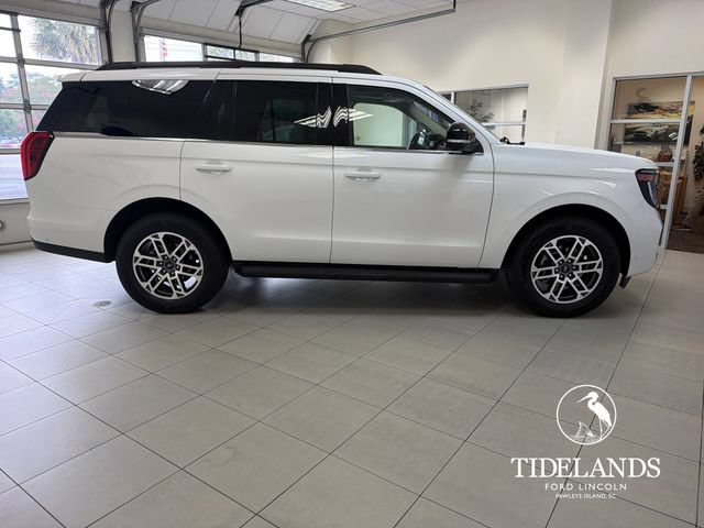 Certified 2025 Ford Expedition Active RWD image 10