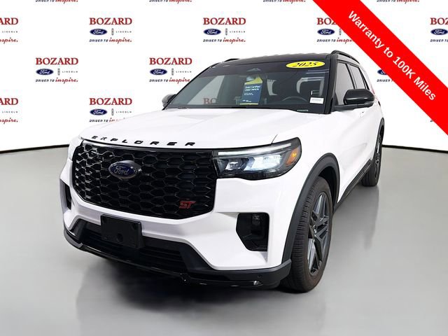 Certified 2025 Ford Explorer ST AWD/4WD image 3