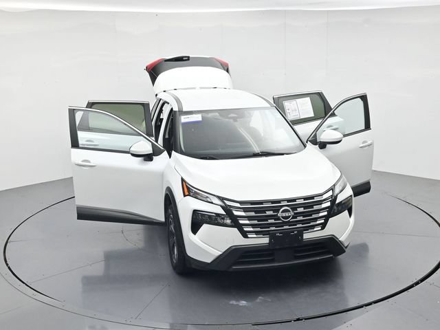 Used 2024 Nissan Rogue SV AWD/4WD image 51