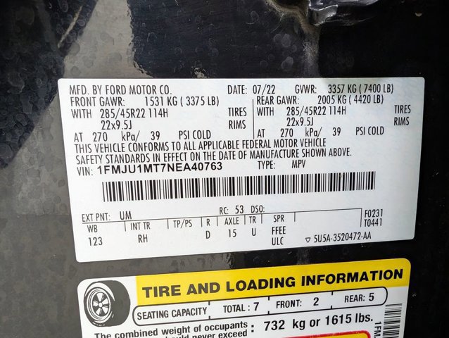 Certified 2022 Ford Expedition Platinum image 10