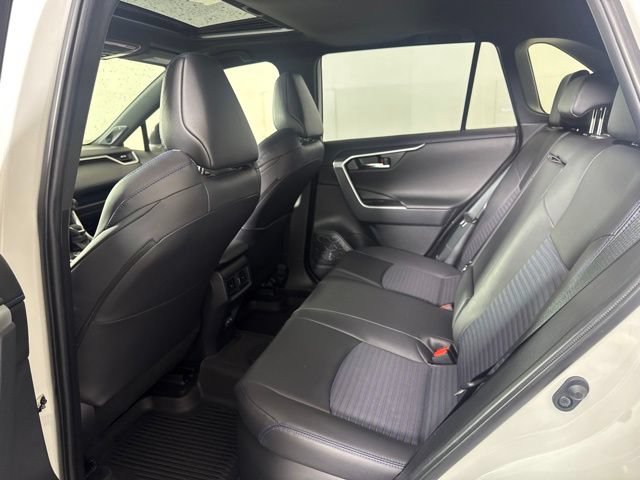 Used 2025 Toyota RAV4 XSE w/ Advanced Technology Package AWD/4WD image 12