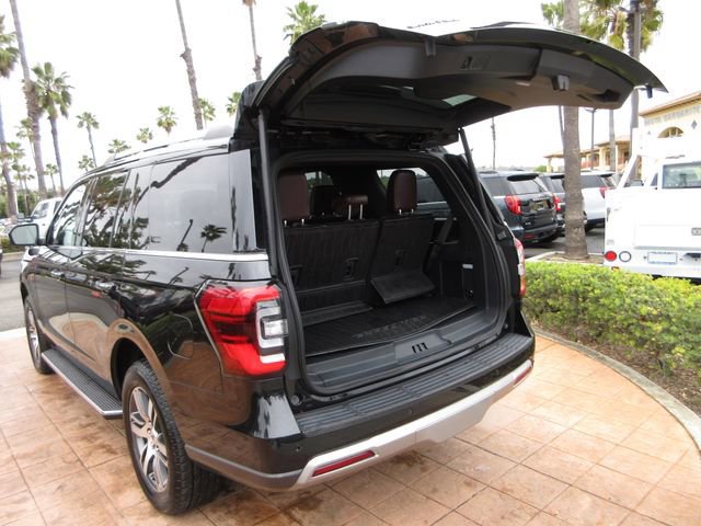 Certified 2022 Ford Expedition Limited image 6