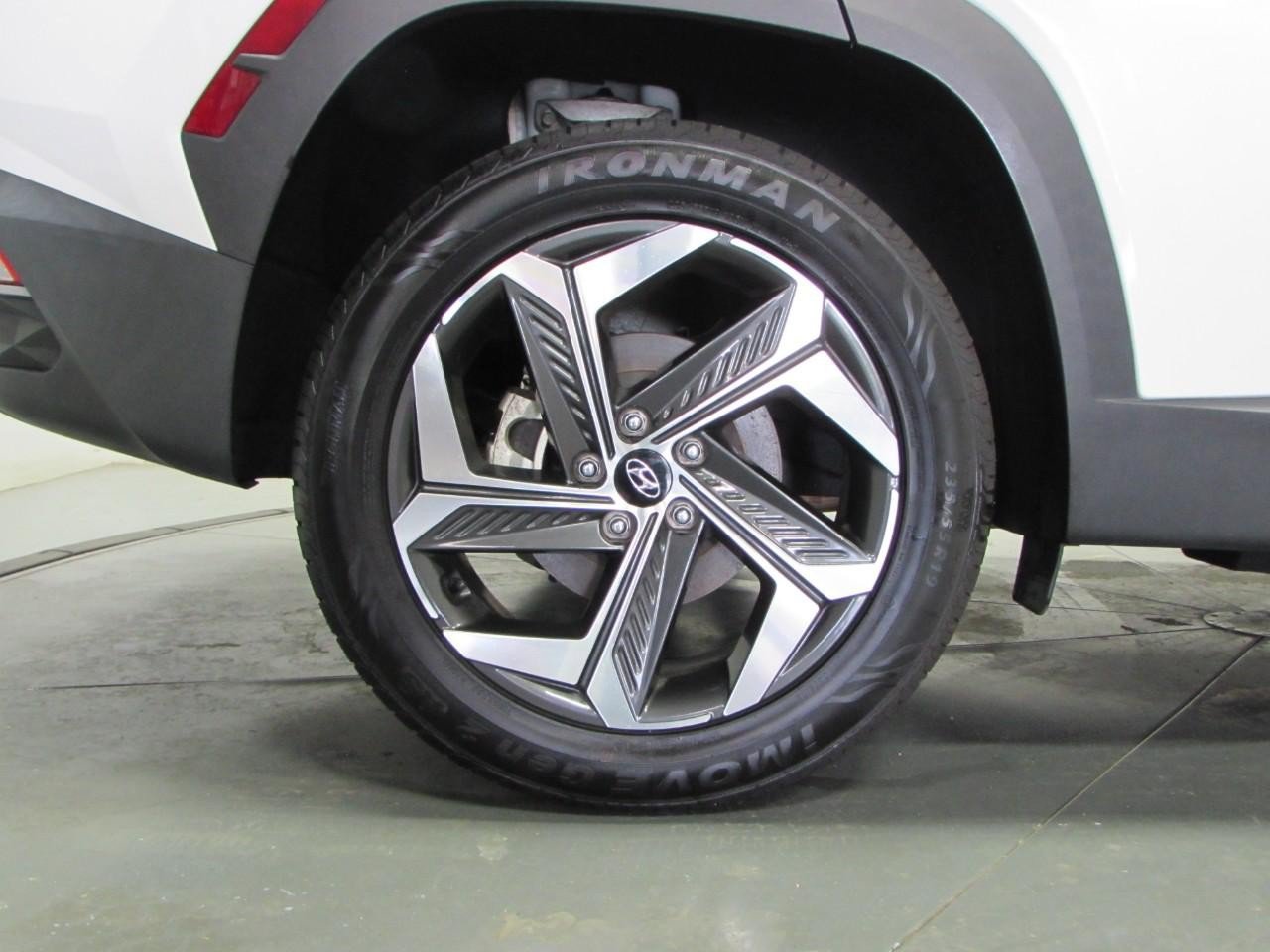 Used 2023 Hyundai Tucson SEL w/ Convenience Package AWD/4WD image 9