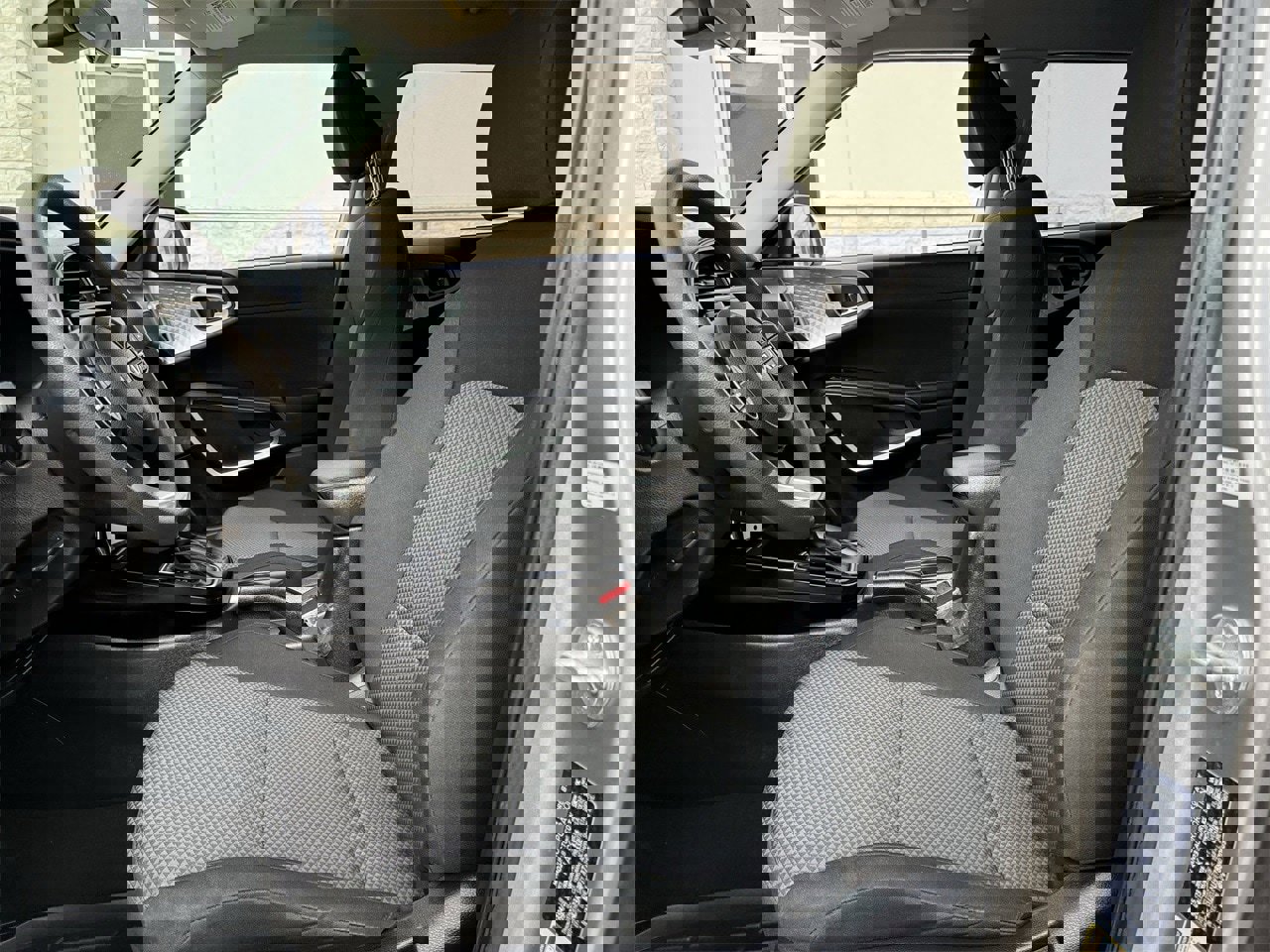 Used 2023 Kia Soul LX w/ LX Technology Package image 24