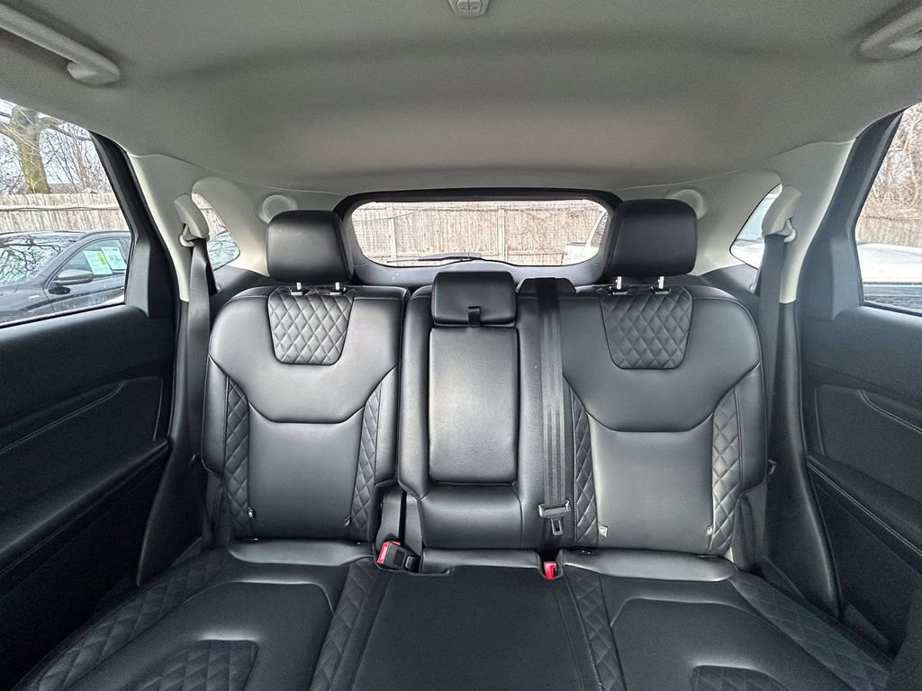 Certified 2024 Ford Edge Titanium AWD/4WD image 21