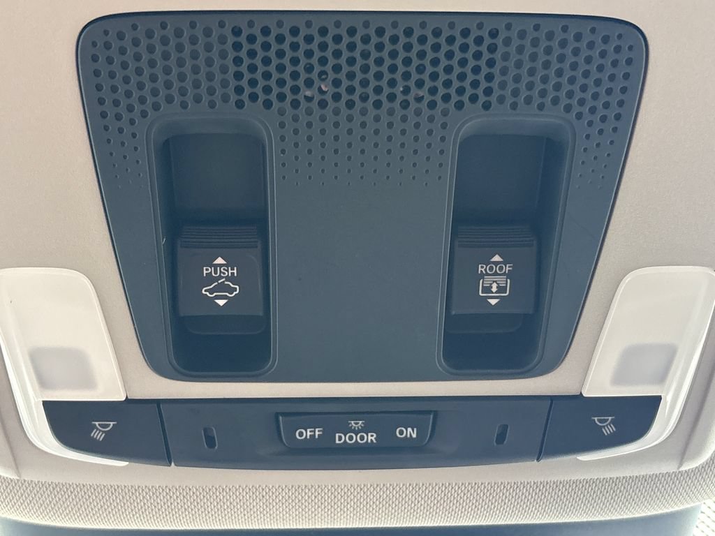 Used 2024 Honda Pilot Touring image 36