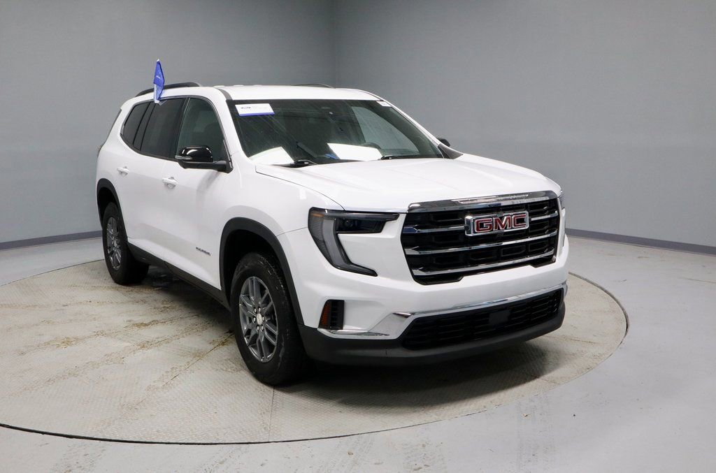 Used 2025 GMC Acadia Elevation image 7