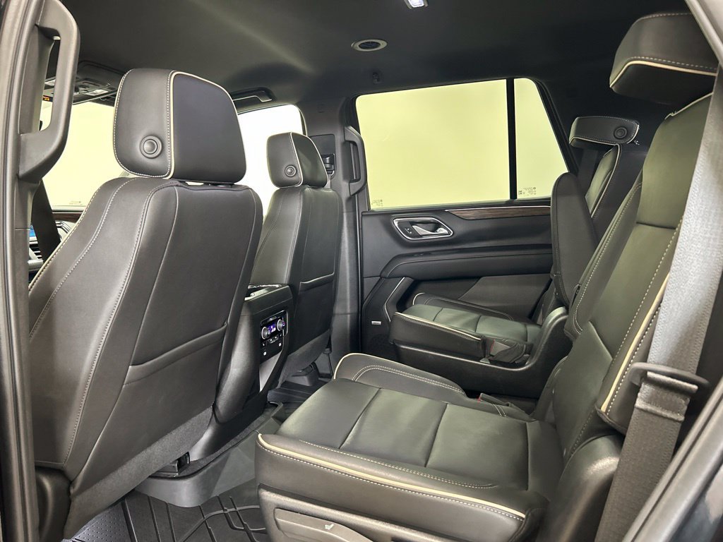 Used 2023 Chevrolet Tahoe Premier AWD/4WD image 24