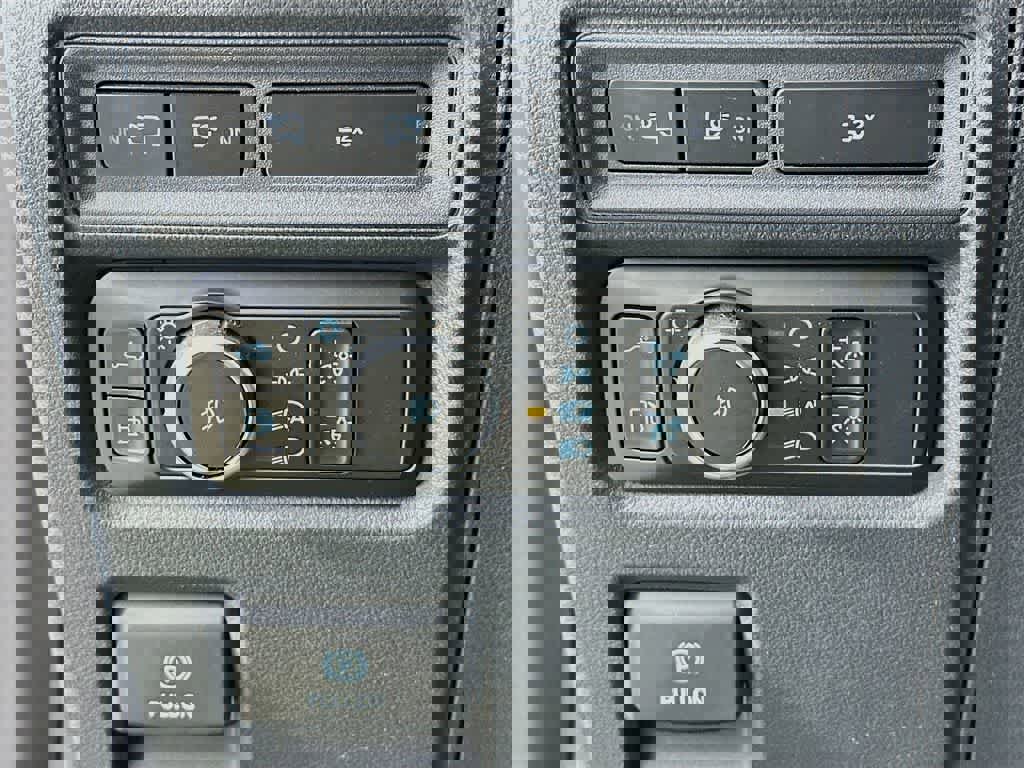 Certified 2022 Ford F150 XLT w/ Equipment Group 302A High image 27