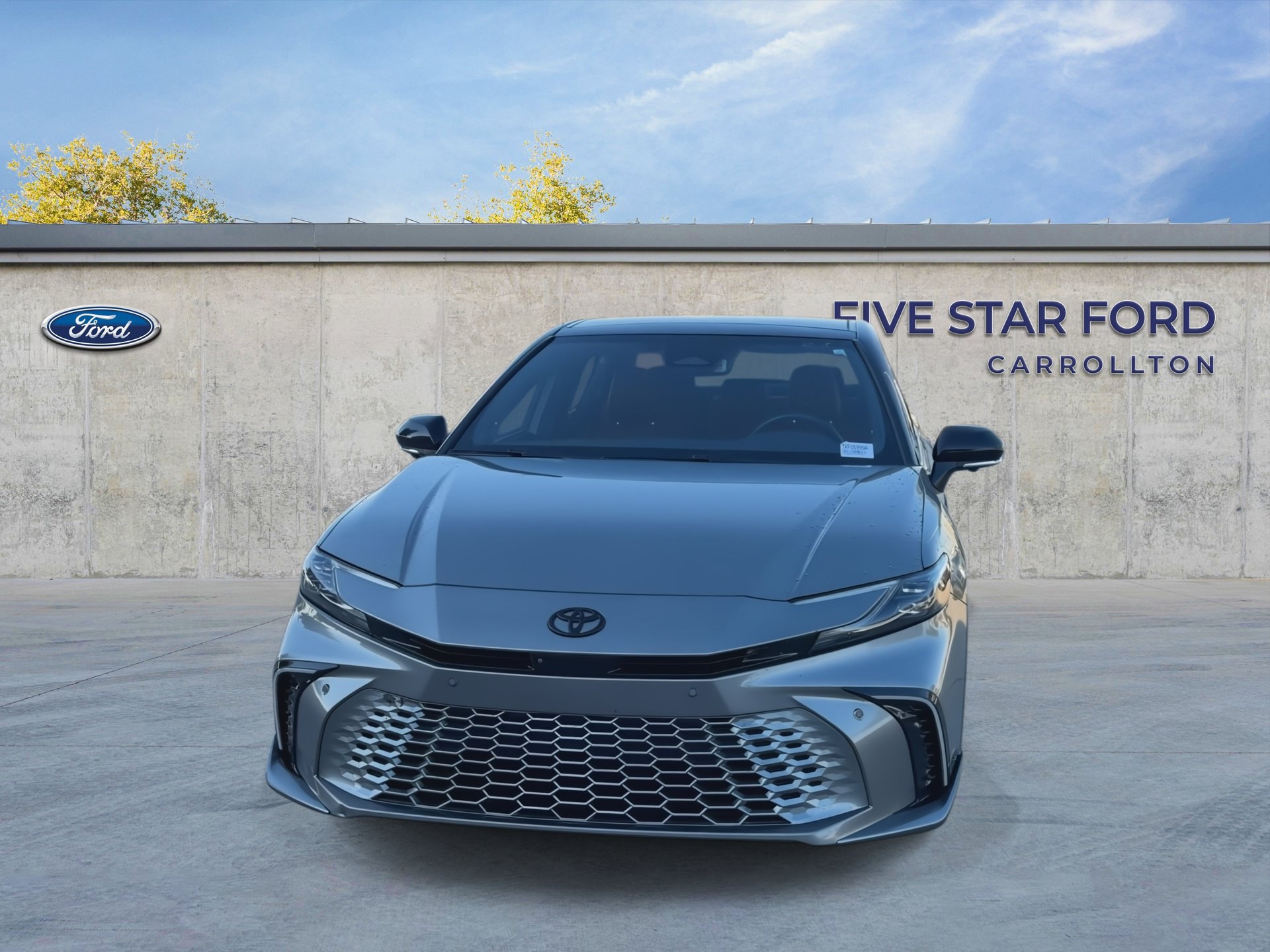 Used 2025 Toyota Camry XSE w/ Premium Plus Package FWD image 3
