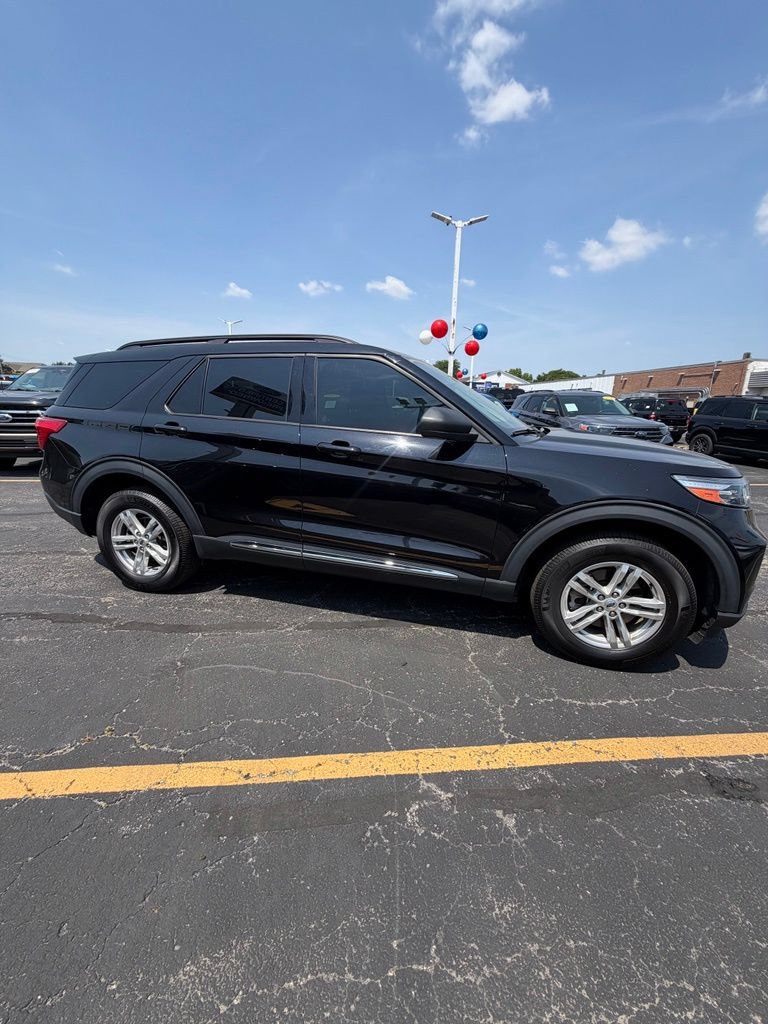 Certified 2022 Ford Explorer XLT w/ Class IV Trailer Tow Package AWD/4WD image 10
