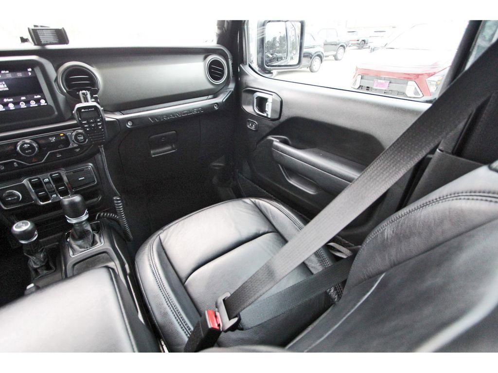 Used 2022 Jeep Wrangler Unlimited Sport AWD/4WD image 10