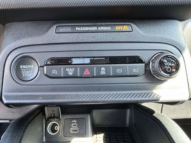 Certified 2025 Ford Bronco Sport Big Bend AWD/4WD image 29