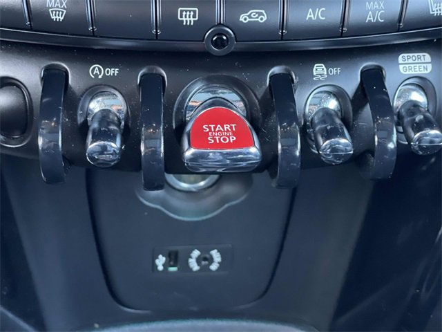 Used 2018 MINI Cooper S image 16