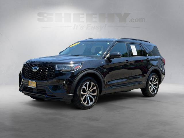 Certified 2025 Ford Explorer ST-Line AWD/4WD image 16