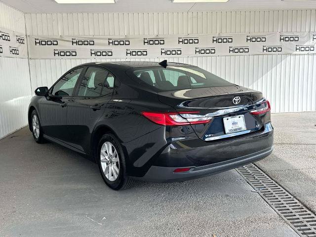 Used 2025 Toyota Camry LE FWD image 7