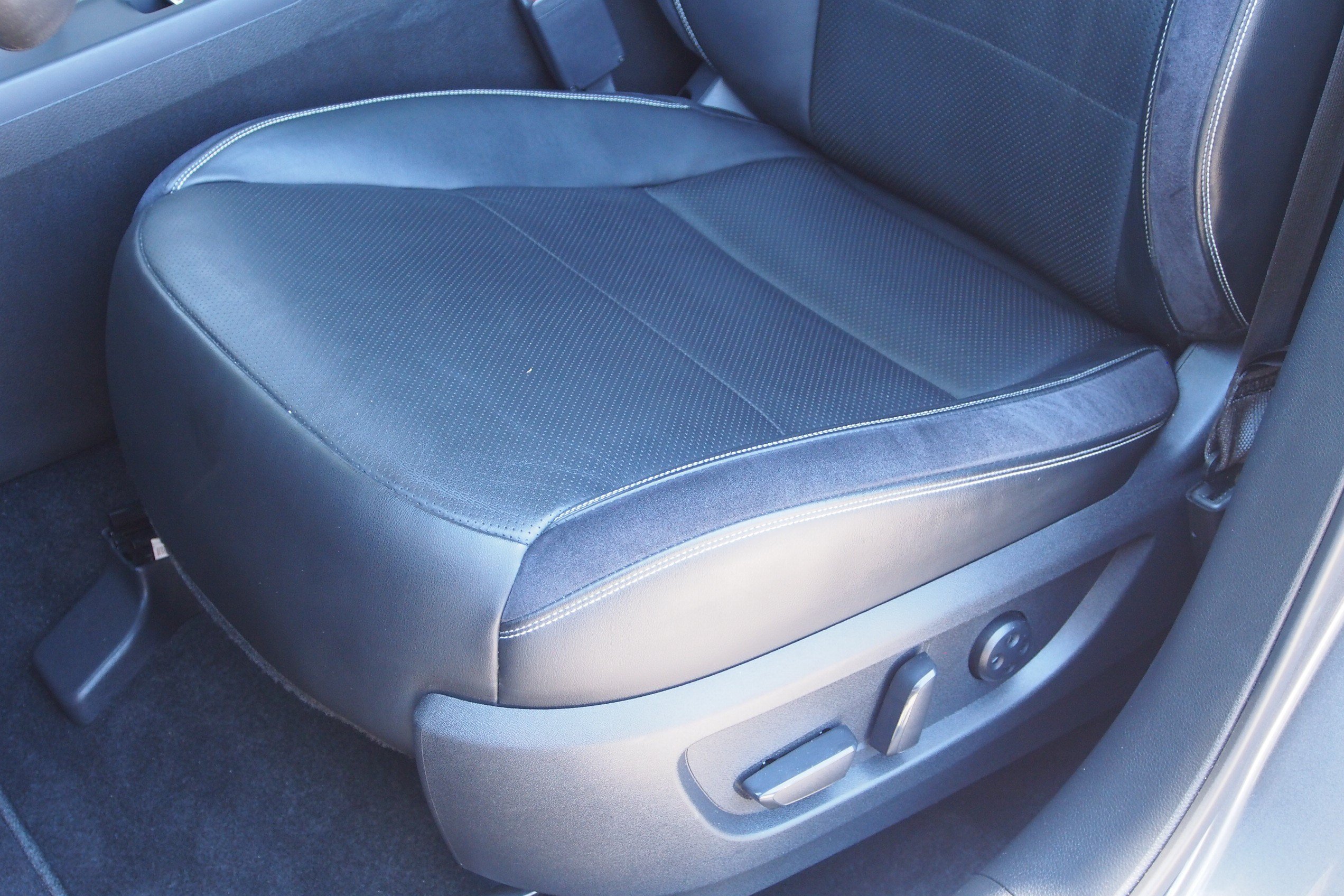 Used 2023 INFINITI QX50 Sport FWD image 20