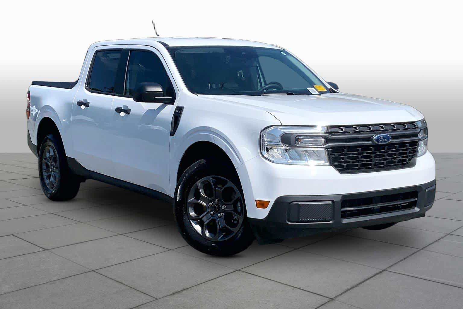 Certified 2024 Ford Maverick XLT FWD image 3