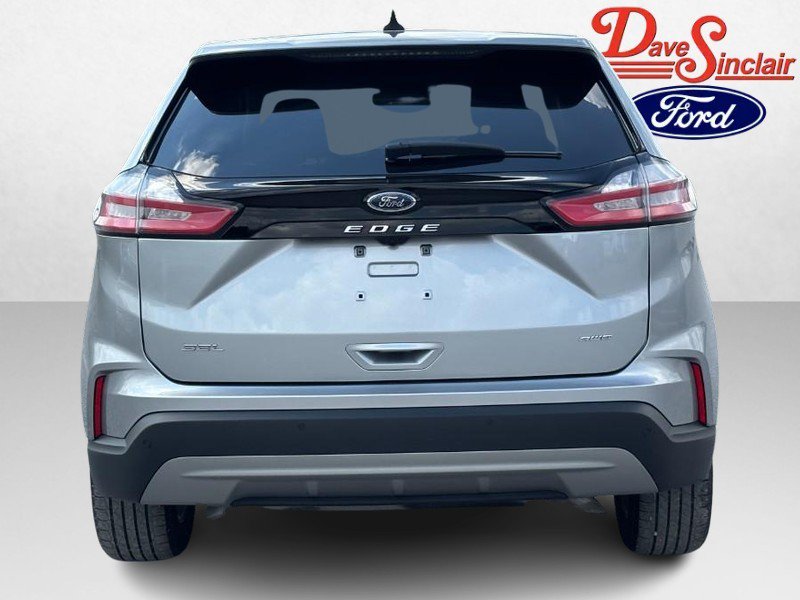 Certified 2023 Ford Edge SEL w/ Convenience Package AWD/4WD image 8