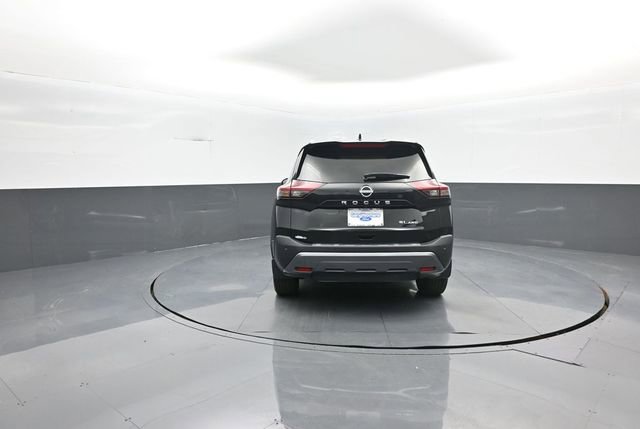 Used 2023 Nissan Rogue SL AWD/4WD image 6