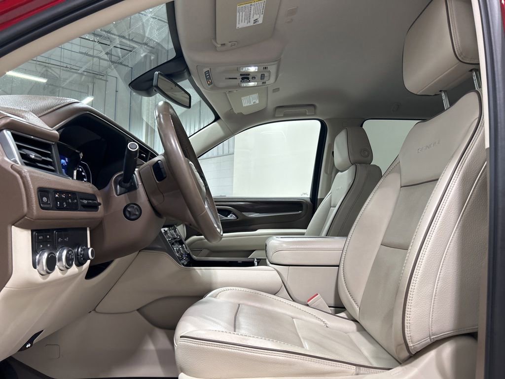 Used 2021 GMC Yukon Denali AWD/4WD image 11