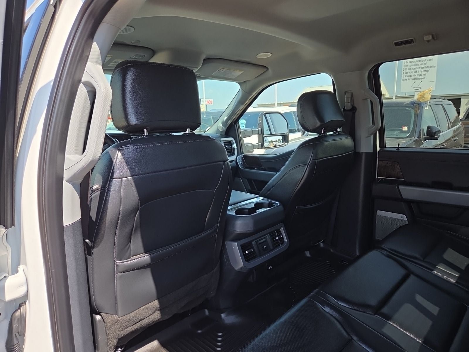 Certified 2024 Ford F250 Lariat w/ Lariat Ultimate Package AWD/4WD image 45