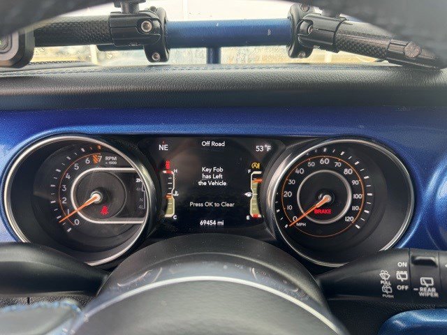 Used 2018 Jeep Wrangler Unlimited Sahara image 17