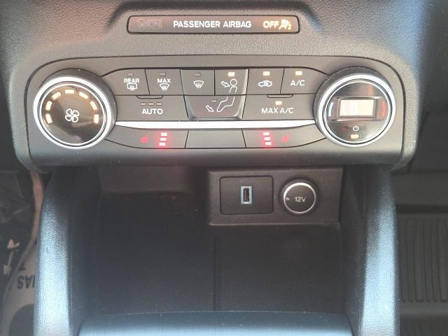 Certified 2020 Ford Escape SE FWD image 35