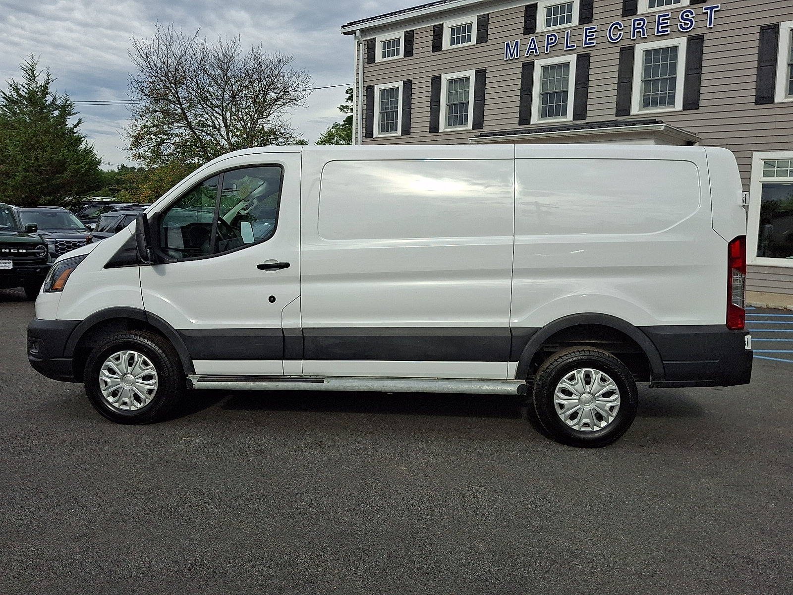 Certified 2025 Ford Transit 250 Low Roof w/ Exterior Upgrade Package RWD image 8