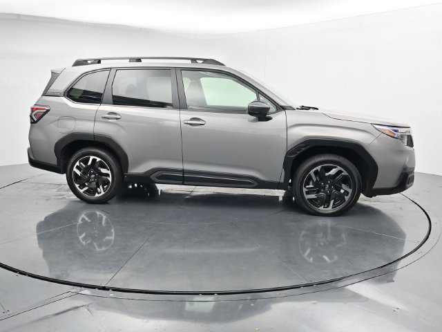 Used 2025 Subaru Forester Limited w/ Popular Package #1 AWD/4WD image 12