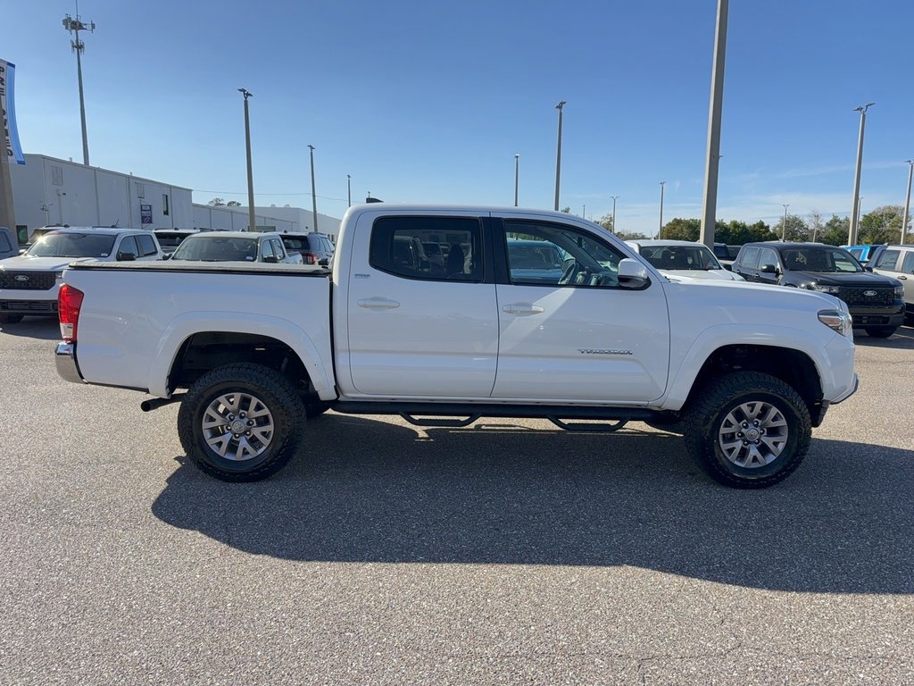 Used 2017 Toyota Tacoma SR5 image 2
