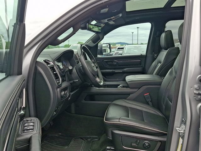 Used 2022 RAM 1500 Limited AWD/4WD image 15
