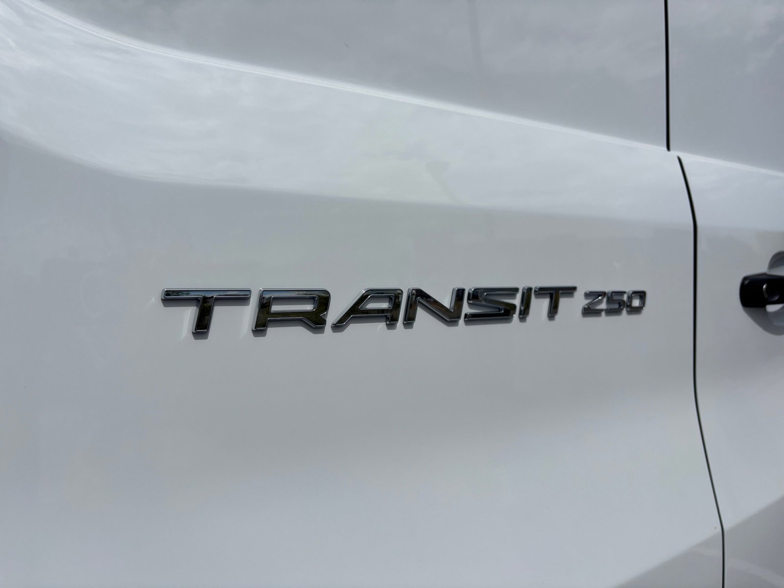 Certified 2025 Ford Transit 250 148 High Roof image 30