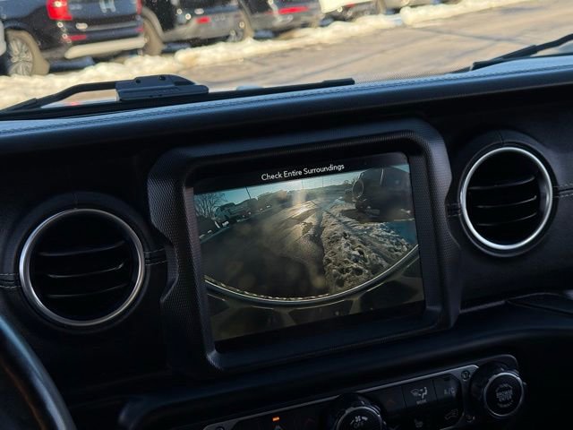 Used 2019 Jeep Wrangler Unlimited Sahara w/ Uconnect 4C Nav & Sound Group image 5