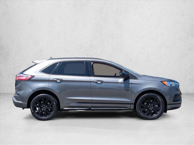 Certified 2023 Ford Edge SE w/ Black Appearance Package AWD/4WD image 4