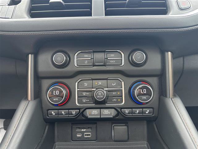 Used 2021 Chevrolet Tahoe High Country AWD/4WD image 32