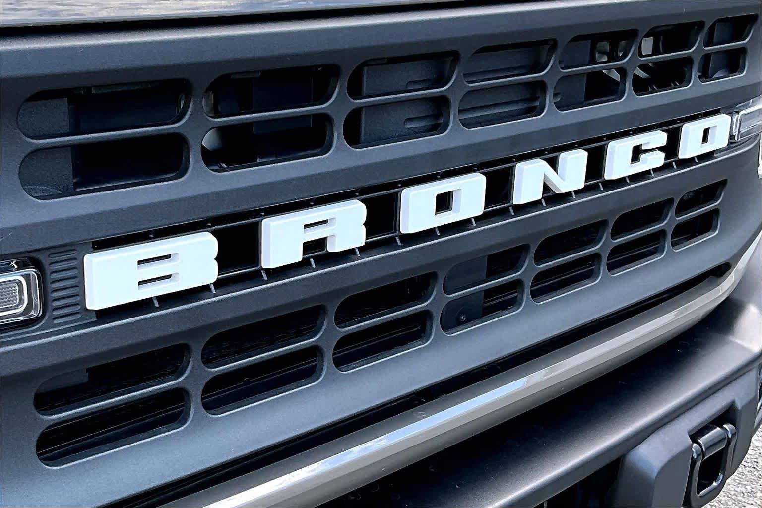 Certified 2025 Ford Bronco Big Bend w/ Black Diamond Package AWD/4WD image 36
