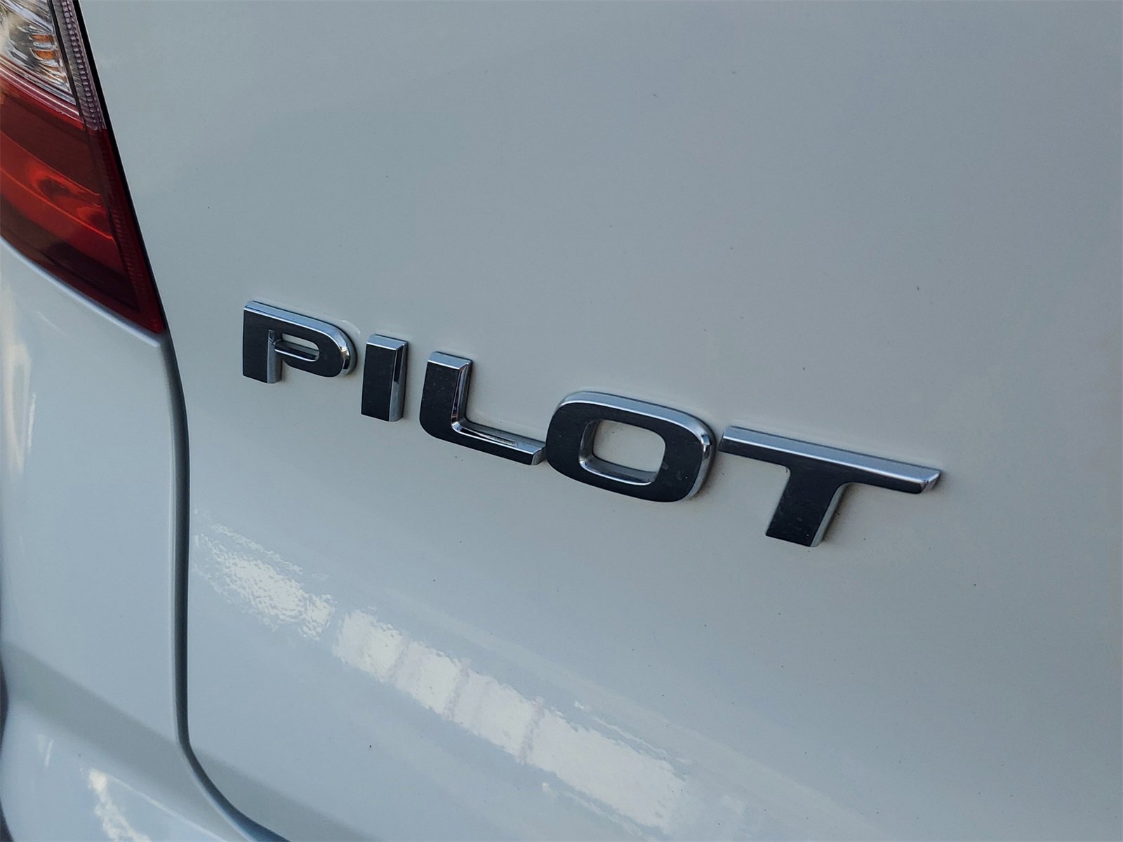 Used 2021 Honda Pilot EX-L image 6
